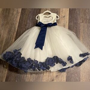 Girl Dress Size 5 (Wedding,Birthday) $30